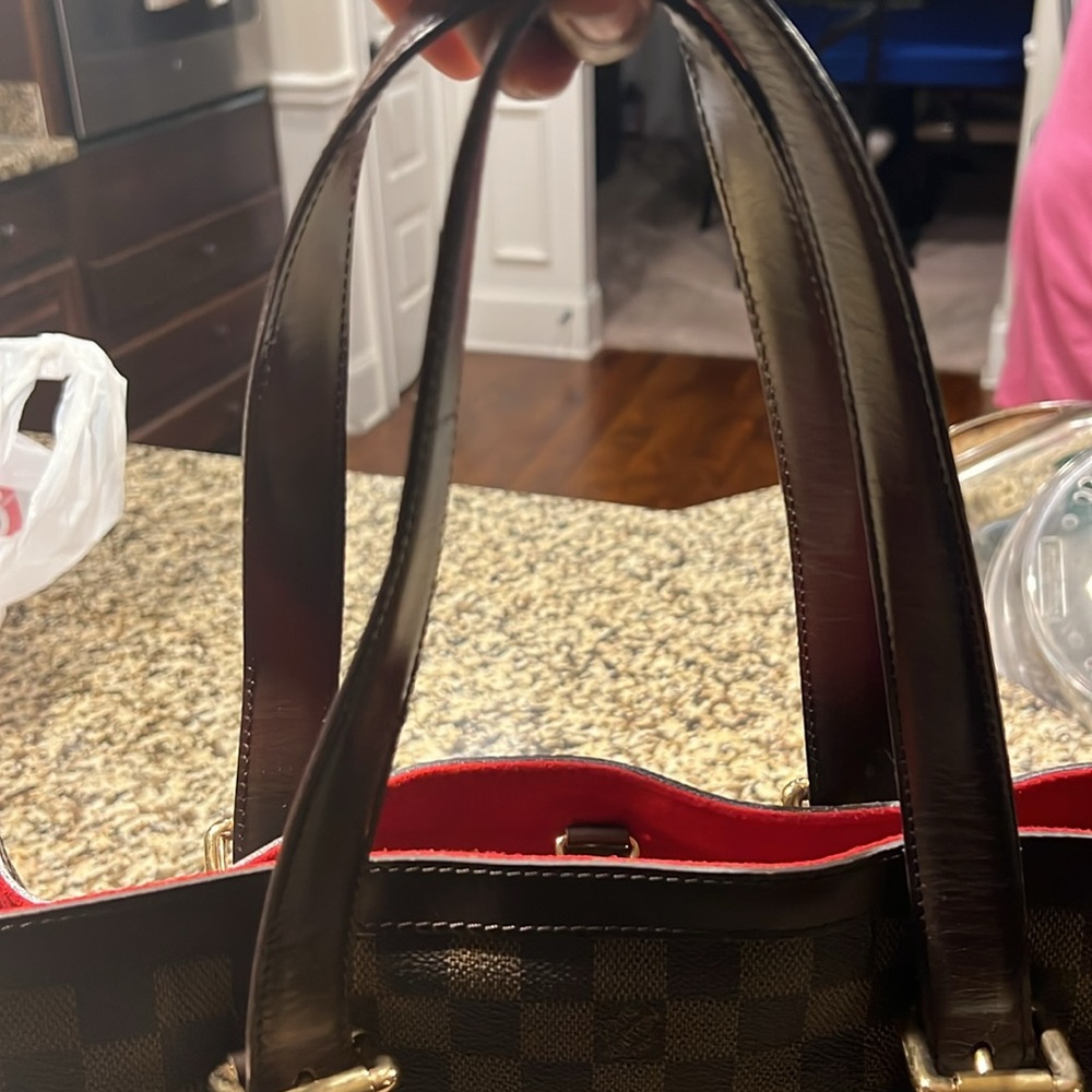 LV HAMPSTEAD BAG… EUC ! NO CALL OUTS ! - Picture 6 of 8